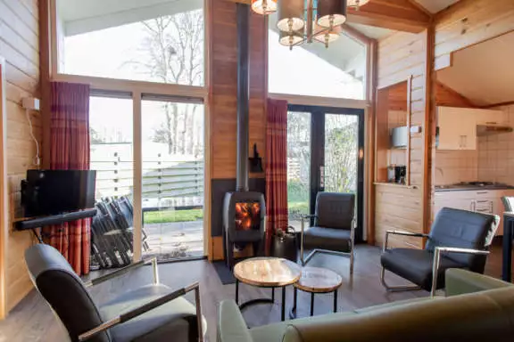 Houtkachel Finse bungalow Houtkachel de Riesen Terschelling