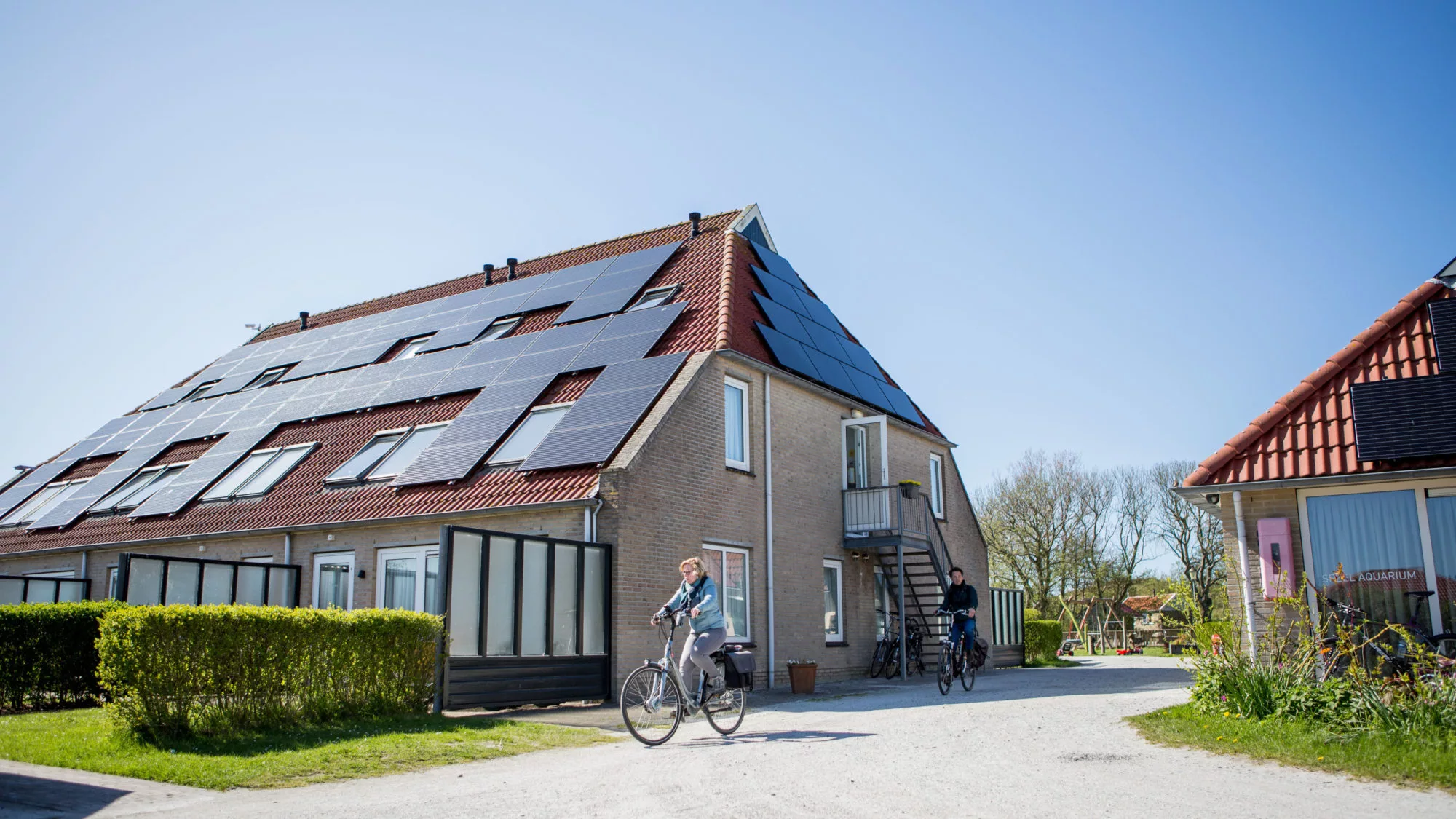 Terras op het zuiden Hotel Tjermelan Terschelling Recreatie